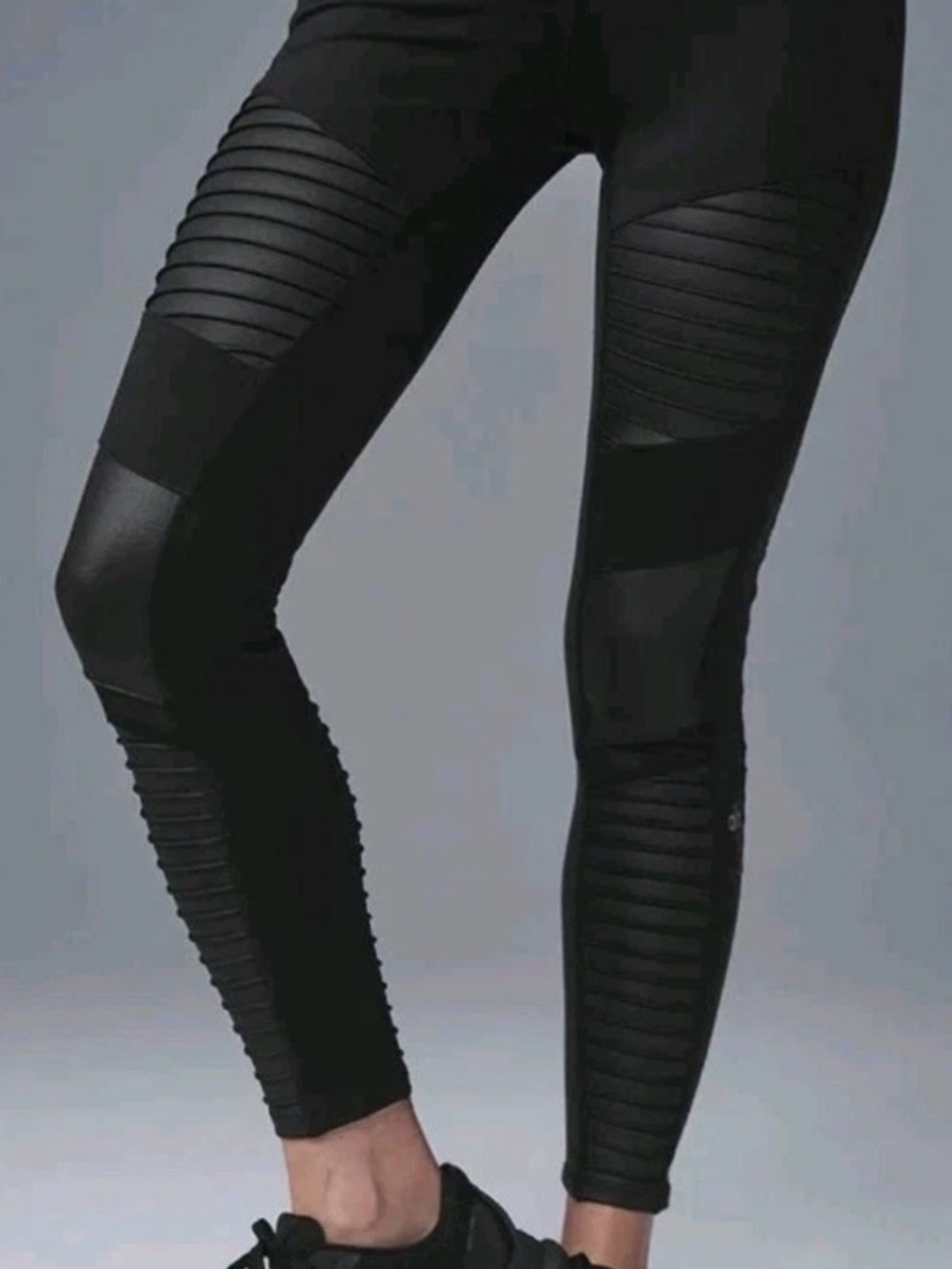 Alo Black Moto-Style Mesh Panel Leggings XS - Picture 4 of 13